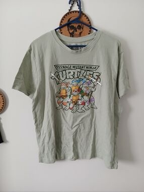 Nickelodeon Teenage Mutant Ninja Turtles Crew Neck Graphic T-Shirt Nwot